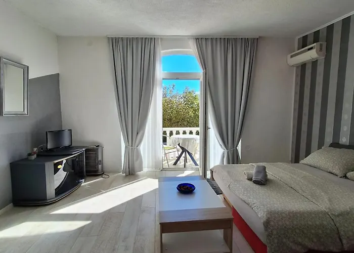 Apartamento Cosy In With Mountain View, 35 M² Vir