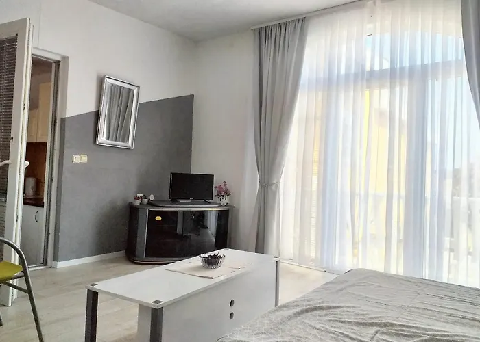 Apartment Cosy In With Mountain View, 35 M² Vir
