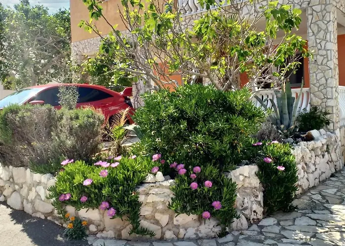 Apartment Cosy In With Mountain View, 35 M² Vir